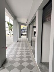 Sims Avenue (D14), Shop House #607310571